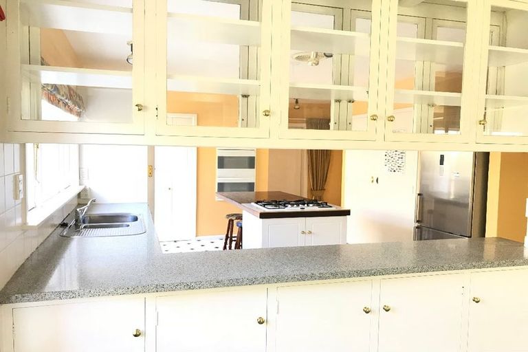 Photo of property in 60 Parkstone Avenue, Ilam, Christchurch, 8041