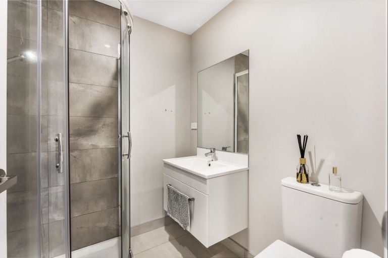 Photo of property in 4 Koro Lane, Mangere Bridge, Auckland, 2022