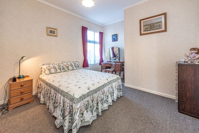 Photo of property in 1 Gunn Street, Gonville, Whanganui, 4501