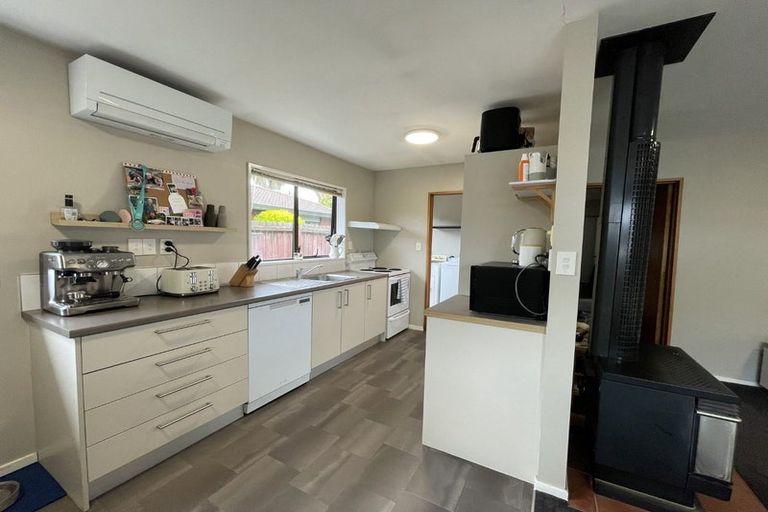 Photo of property in 117a Wainoni Road, Avondale, Christchurch, 8061