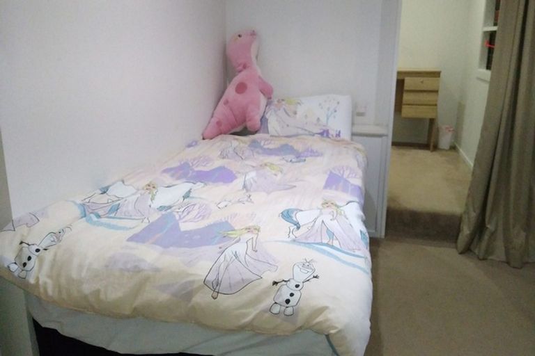 Photo of property in 30b Bleakhouse Road, Howick, Auckland, 2014