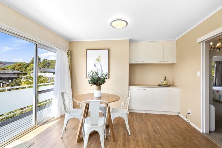 Photo of property in 3 Saint Hildas Glade, Tawa, Wellington, 5028