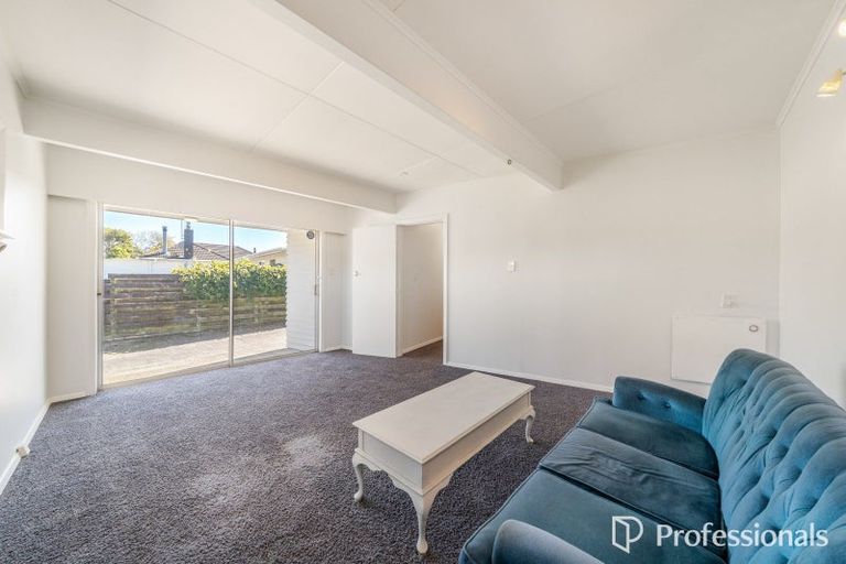 Photo of property in 15 Wise Street, Wainuiomata, Lower Hutt, 5014