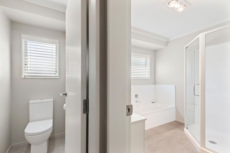 Photo of property in 7 Seafoam Place, Waihi Beach, 3611