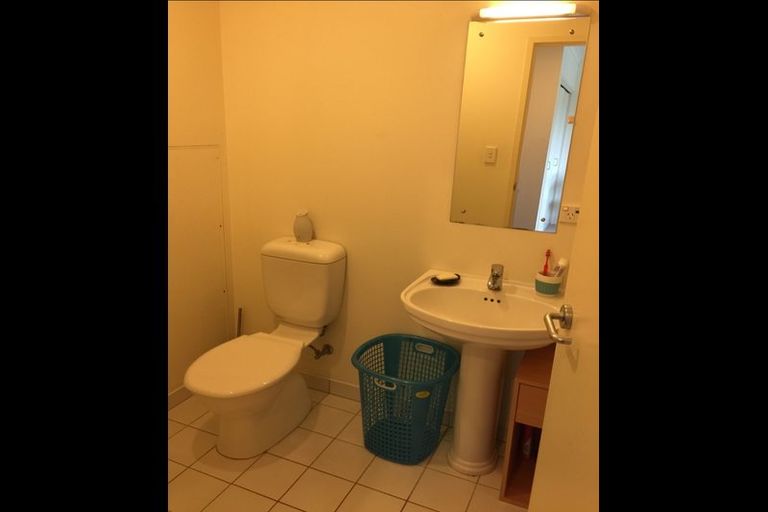 Photo of property in 30/8c Westward Ho Road, Glen Eden, Auckland, 0602