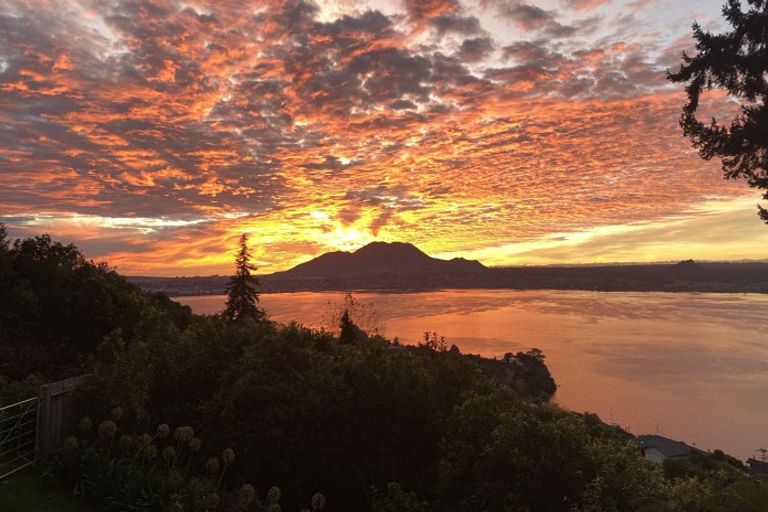 Photo of property in 85 Mapara Road, Acacia Bay, Taupo, 3385