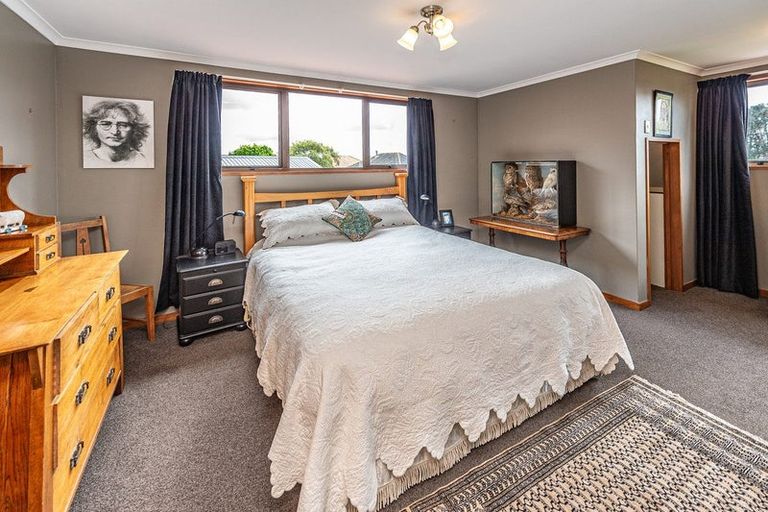 Photo of property in 1 Iwiroa Terrace, Durie Hill, Whanganui, 4500