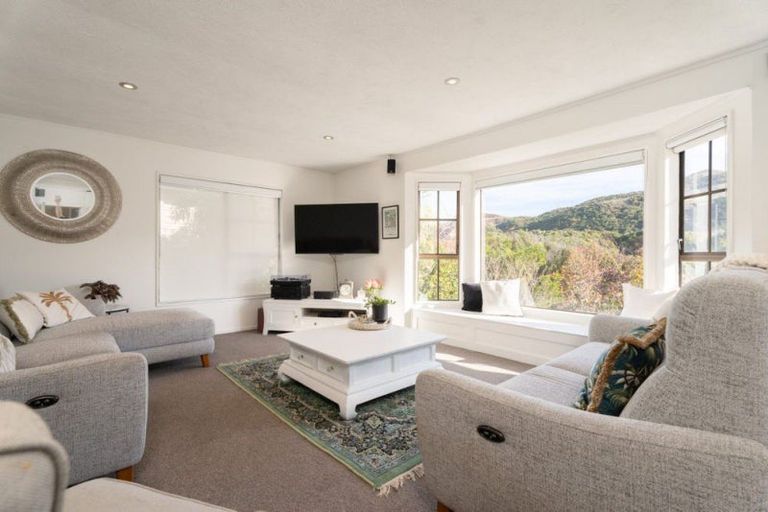 Photo of property in 9 Lakewood Avenue, Churton Park, Wellington, 6037