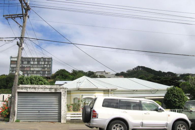 Photo of property in 104 Rintoul Street, Newtown, Wellington, 6021