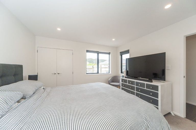 Photo of property in 29a Compton Crescent, Taita, Lower Hutt, 5011