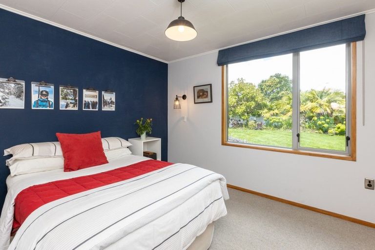 Photo of property in 22 Aotea Crescent, Havelock North, 4130