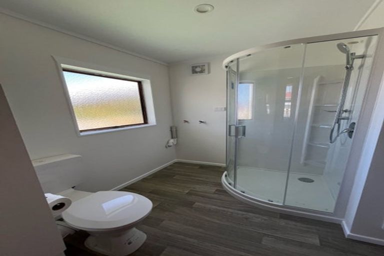 Photo of property in 2 Mervyn Place, Plimmerton, Porirua, 5026