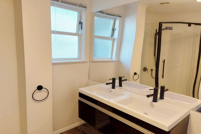 Photo of property in 5 Fleet Street, Naenae, Lower Hutt, 5011