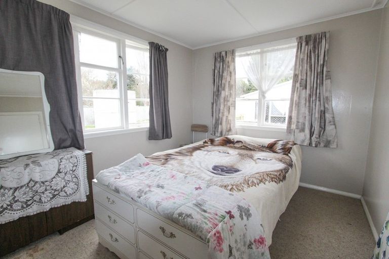 Photo of property in 24 Edward Street, Pahiatua, 4910