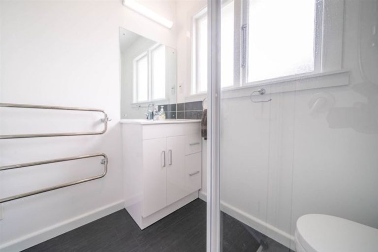 Photo of property in 17 Colac Street, Avondale, Christchurch, 8061