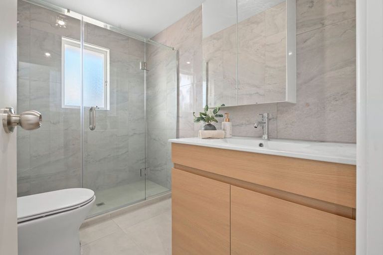 Photo of property in 8 Dalesford Street, Silverdale, Hamilton, 3216