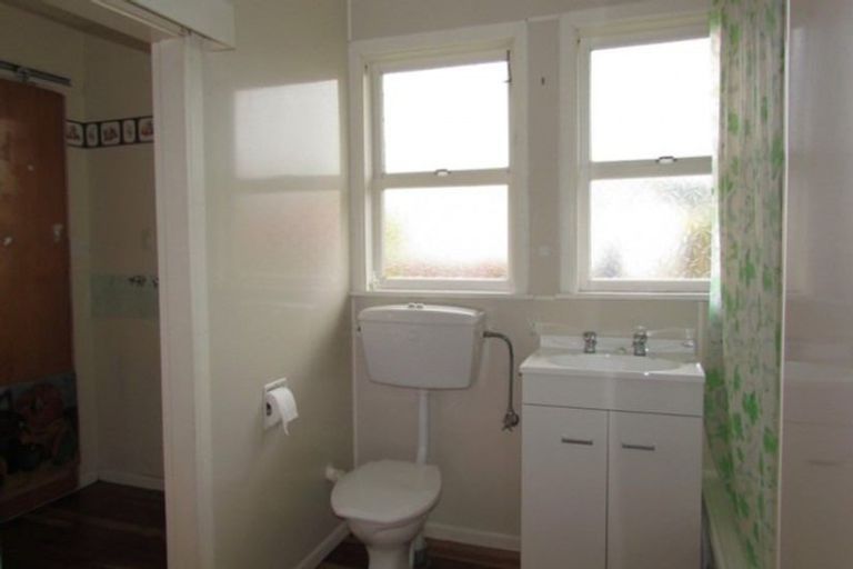 Photo of property in 12 Cardiff Street, Levin, 5510