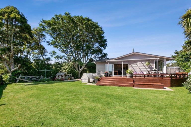 Photo of property in 35a Carthew Street, Okato, 4335