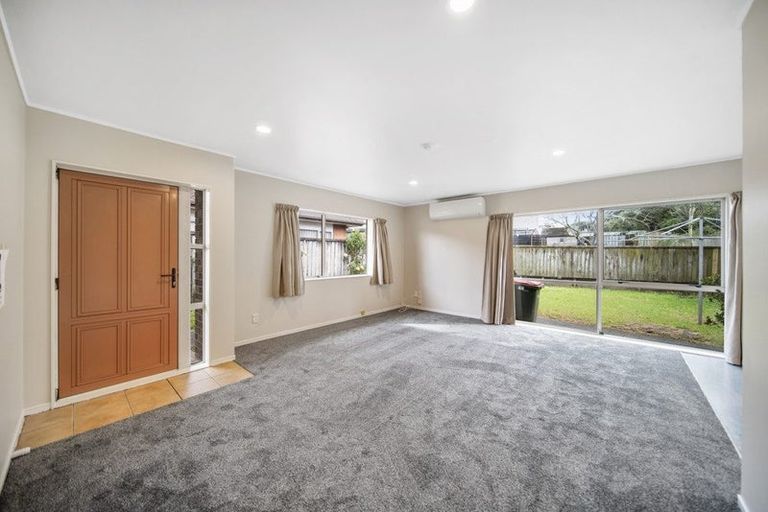 Photo of property in 100 Crawford Avenue, Mangere Bridge, Auckland, 2022