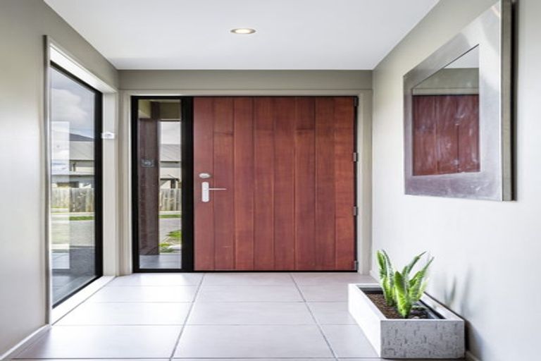 Photo of property in 13b Mataraki Place, Wanaka, 9305