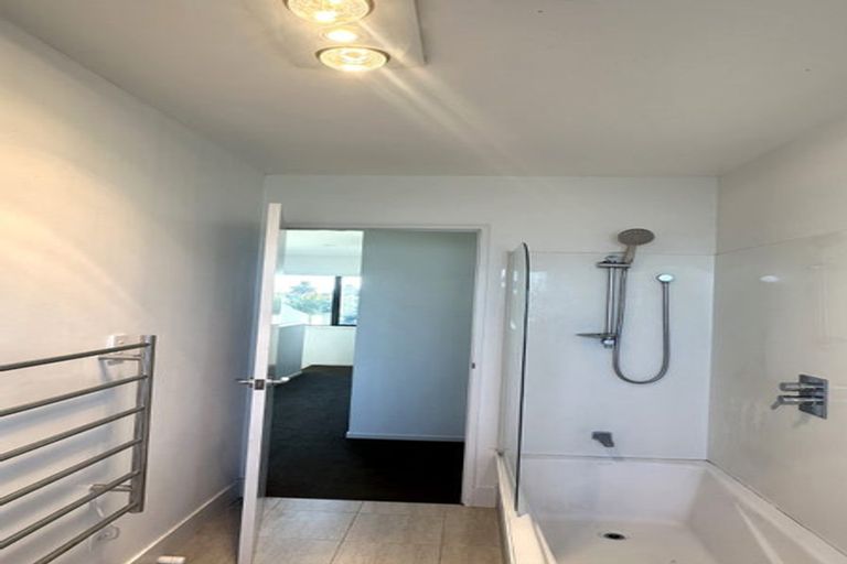 Photo of property in 53a Robertson Road, Favona, Auckland, 2024