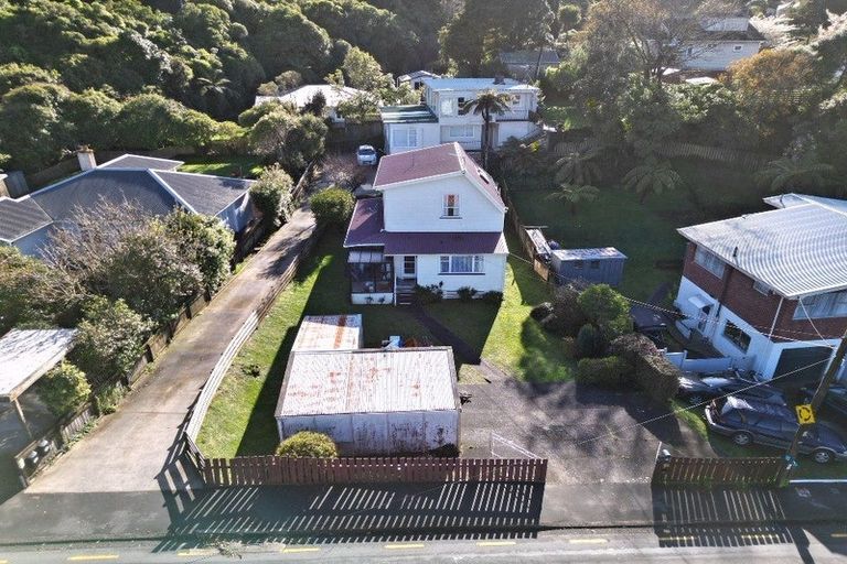 Photo of property in 6 Awarua Street, Ngaio, Wellington, 6035