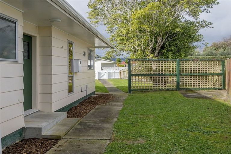 Photo of property in 6 Cook Street, Levin, 5510
