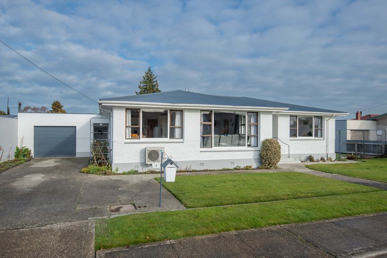 Photo of property in 5 Duthie Street, Milton, 9220