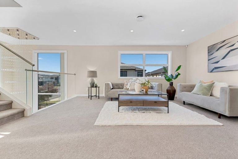 Photo of property in 61 Donegal Park Drive, Flat Bush, Auckland, 2019