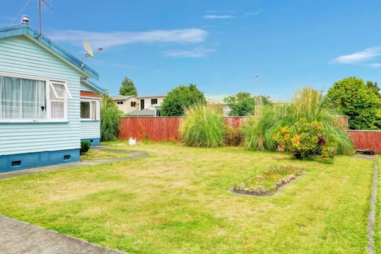 Photo of property in 9 Beach Street, Whakatane, 3120