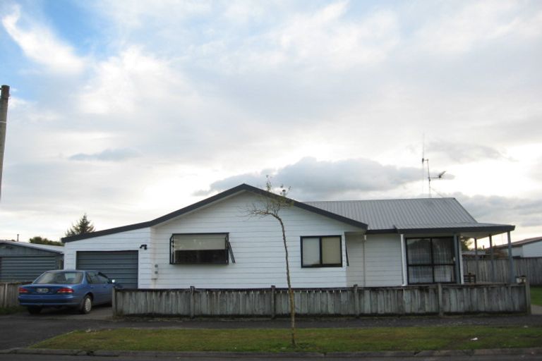 Photo of property in 4 Saint Kilda Place, Fairview Downs, Hamilton, 3214