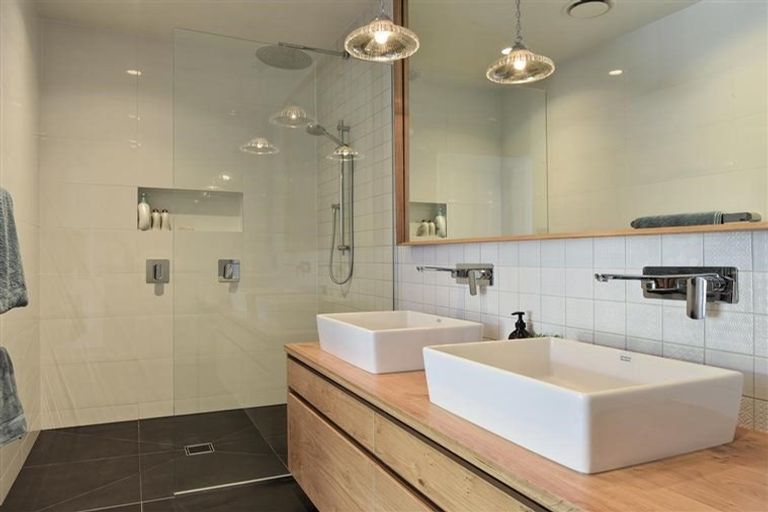 Photo of property in 27 Franklin Road, Freemans Bay, Auckland, 1011