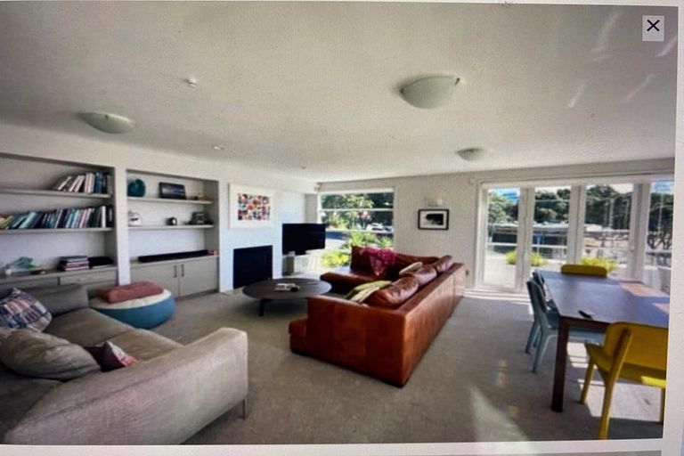 Photo of property in 17a The Strand, Takapuna, Auckland, 0622