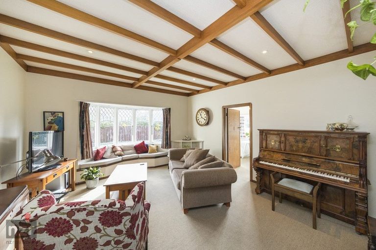 Photo of property in 44 Derby Street, Feilding, 4702