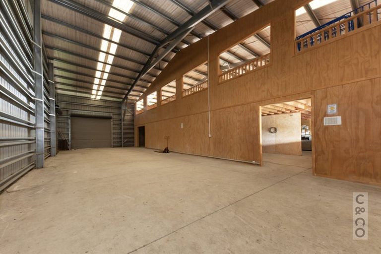 Photo of property in 522 State Highway 16, Kumeu, 0892