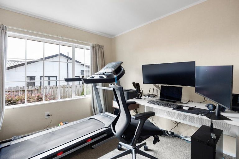 Photo of property in 18 Dixon Road, Fitzroy, Hamilton, 3206