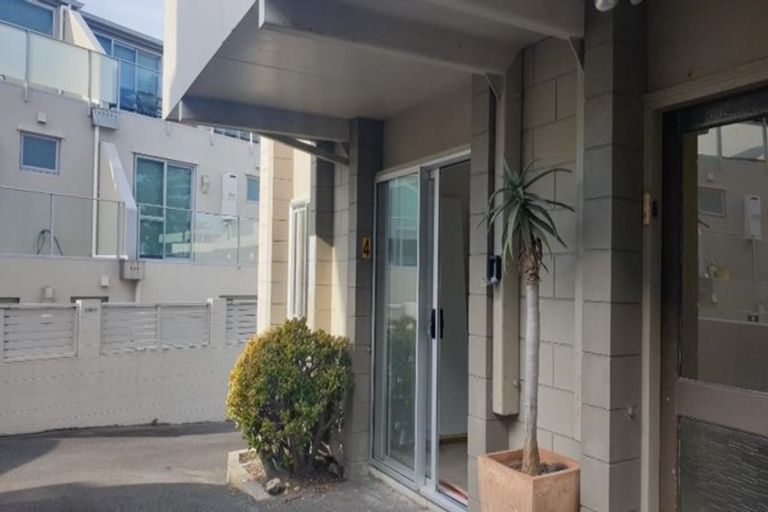 Photo of property in 4/21 The Mall, Mount Maunganui, 3116