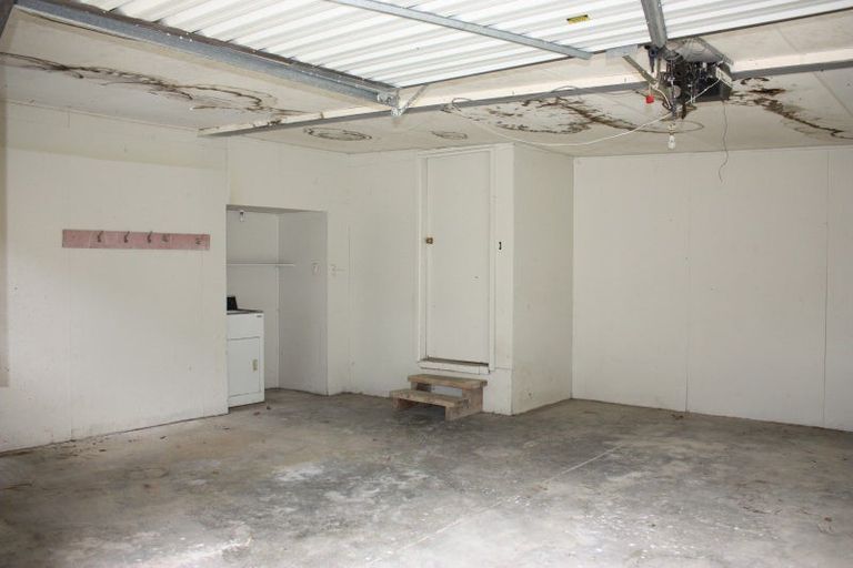 Photo of property in 688 Rotohiwi Road, Flemington, Waipukurau, 4282