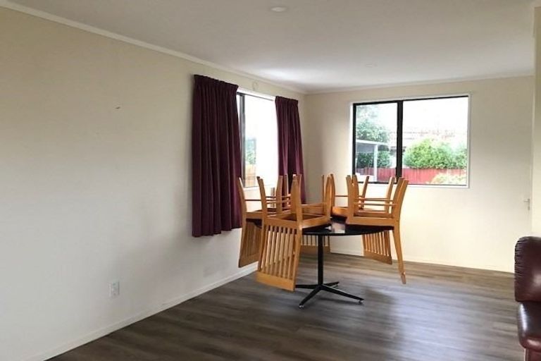 Photo of property in 22b South Street, Papakura, 2110