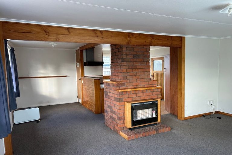 Photo of property in 10 Tilbury Avenue, Hokowhitu, Palmerston North, 4410