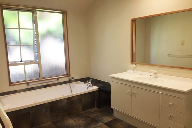 Photo of property in 23 Coleraine Street, Cromwell, 9310