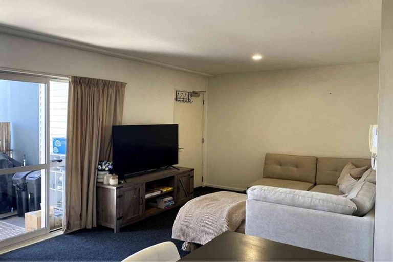 Photo of property in 5/57 Charles Street, Waltham, Christchurch, 8011