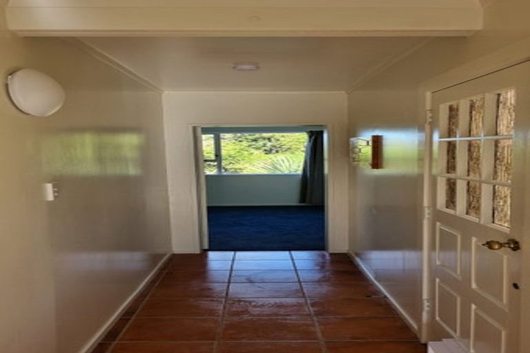 Photo of property in 29a Harbour View Road, Northland, Wellington, 6012