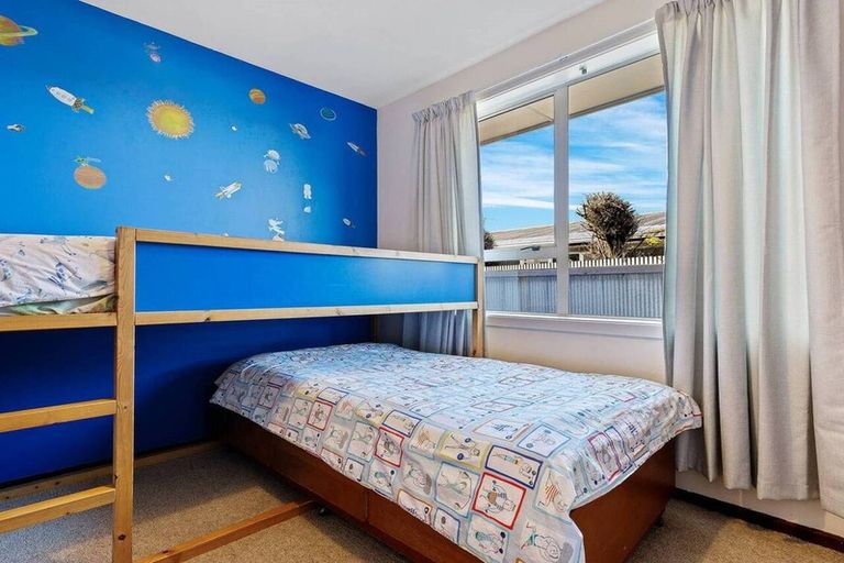 Photo of property in 28 Fern Drive, Halswell, Christchurch, 8025