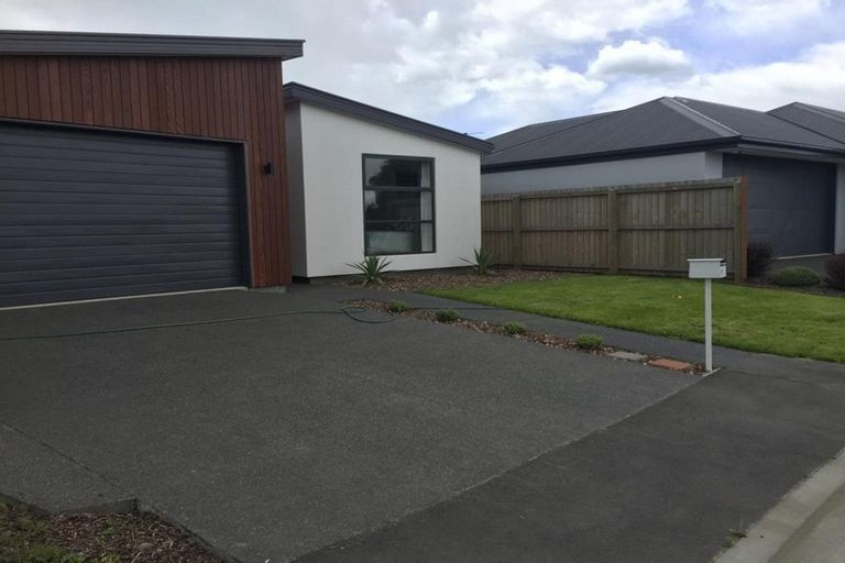 Photo of property in 17 Berg Way, Belfast, Christchurch, 8051