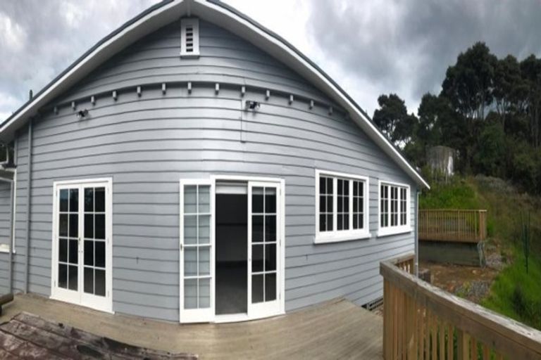 Photo of property in 1245 East Coast Road, Redvale, Albany, 0794