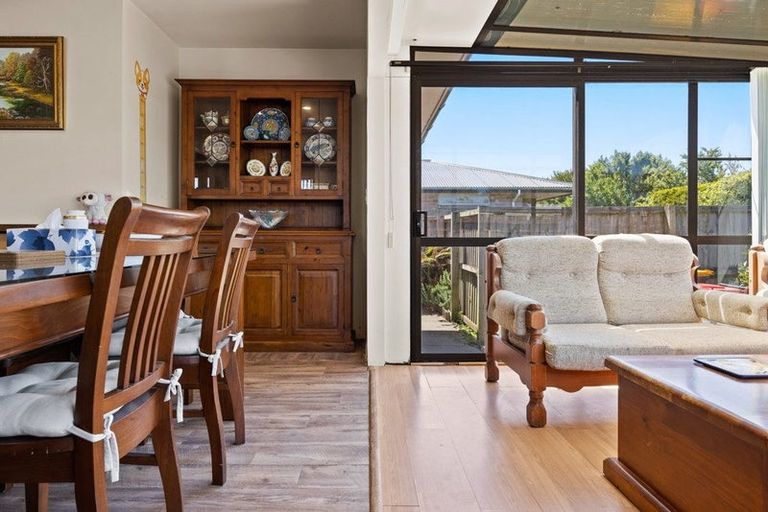 Photo of property in 1/39 Harris Crescent, Papanui, Christchurch, 8053