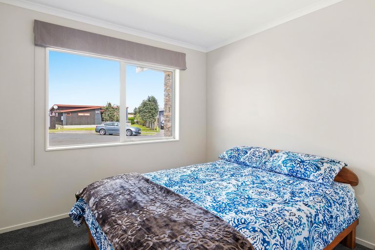 Photo of property in 7 Seafoam Place, Waihi Beach, 3611