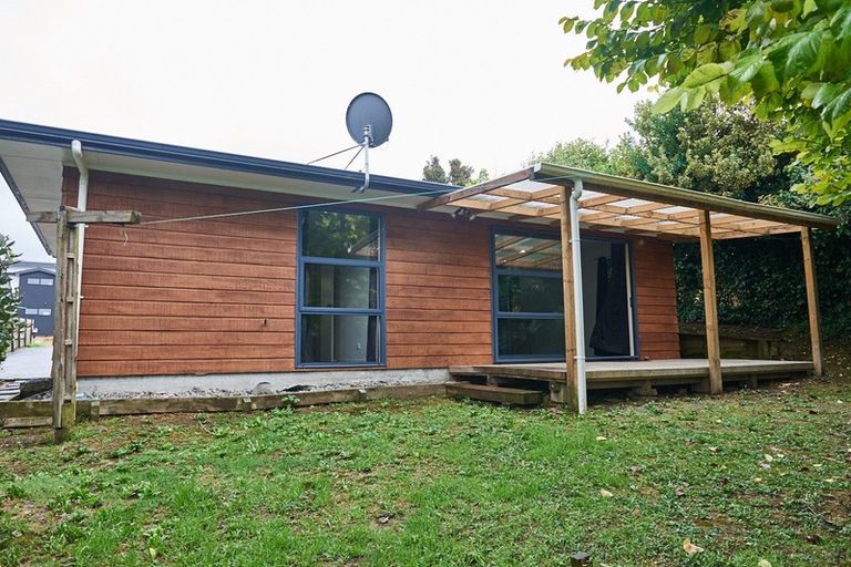 Photo of property in 30 Redwood Drive, Massey, Auckland, 0614