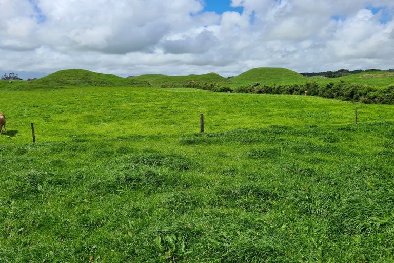 Photo of property in 6388 South Road, Pungarehu, Opunake, 4685